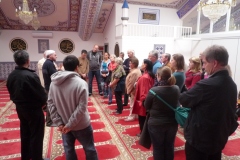 3-Fuehrung_durch_die_Moschee_Wohlern